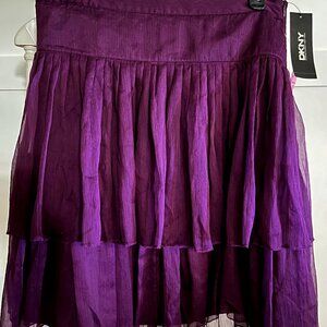 BNWT DKNY Silk Ruffled Tiered Mini Skirt in deep berry allover (10)